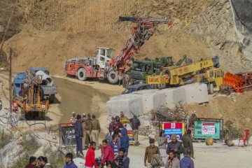 41 தொழிலாளர்களின் கதி என்ன? மீட்புக்கு 4 நாட்கள் ஆகுமாம் - அதிர்ச்சி தகவல்!