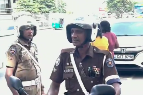 கொழும்பில் பொலிஸாரின் கடமைக்கு இடையூறு ; தகாத வார்த்தை பிரயோகம்; அருச்சுனா எம்.பி | Aruchuna Mp Uses Inappropriate Language Police