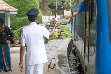 ரயில் நிலைய அதிபர்களின் 48 மணி நேர போராட்டம் இன்று நள்ளிரவுடன் நிறைவு