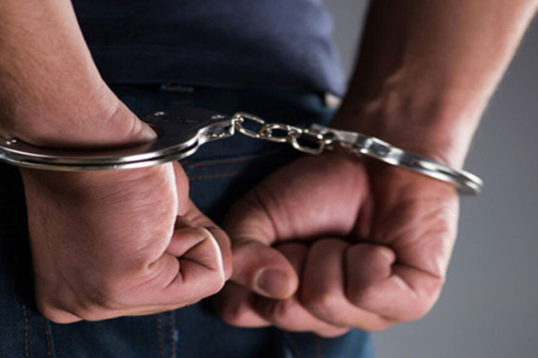 பெண்ணொருவரை தாகாத முறைக்கு உட்படுத்திய வைத்தியர் கைது! | Doctor Arrested For Assaulting Patient