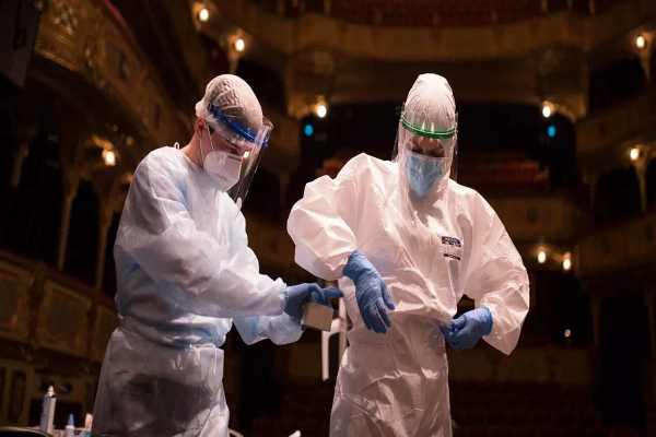 “ஒமைக்ரான் மனிதர்களின் நுரையீரலை உடனே பாதிக்காது” - ஆய்வில் புதிய தகவல் - தமிழ்நாடு