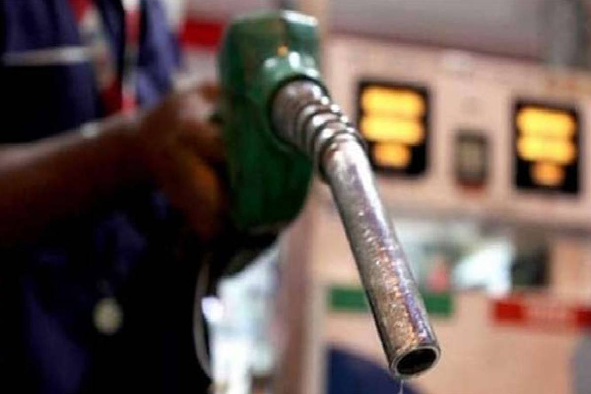 QR அடிப்படையிலான எரிபொருள் ஒதுக்கீடு போதாது ; முச்சக்கர வண்டி ஓட்டுநர்களின் கவலை | Qr Based Fuel Quota Enough Three Wheeler Drivers