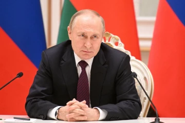 ரஷ்ய ஜனாதிபதி புட்டினை கைது செய்ய பிடியாணை உத்தரவு