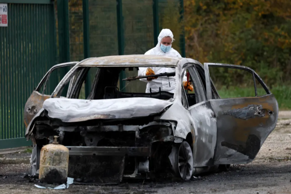 பிரான்சில் பொதுமக்கள் மீது காரை மோதிய நபர் ஏற்படுத்திய குழப்பம்: சமீபத்திய தகவல் | Allahu Akbar Attacker Ram Car In France Not Islam பிரான்சில் பொதுமக்கள் மீது காரை மோதிய நபர் ஏற்படுத்திய குழப்பம்: சமீபத்திய தகவல் | Allahu Akbar Attacker Ram Car In France Not Islam