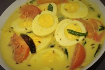 ஈழத் தமிழர்களின் பாரம்பரிய முட்டை மிளகு சொதி- செய்வது எப்படி?