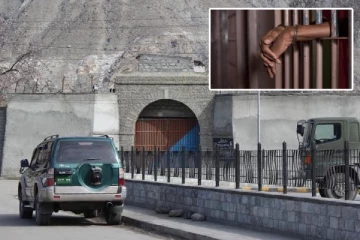 பாகிஸ்தான் சிறையில் பக்ரீத் சிறப்பு தொழுகை: 17 கைதிகள் தப்பியோட்டம்