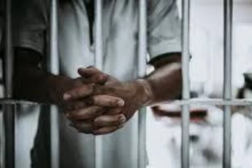 බන්ධනාගාරවල පවතින අධික තදබදය අවම කරන්න පොලීසියෙන් අදහස් විමසයි
