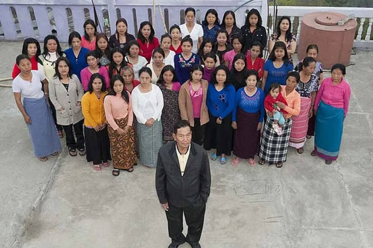39 மனைவிகள், 94 குழந்தைகள்.., உலகிலேயே மிகப்பெரிய குடும்பம் எது தெரியுமா? | Which Is The World S Largest Family In Tamil 39 மனைவிகள், 94 குழந்தைகள்.., உலகிலேயே மிகப்பெரிய குடும்பம் எது தெரியுமா? | Which Is The World S Largest Family In Tamil