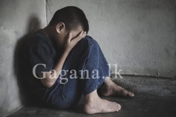 සිසුවාව කිහිපවතාවක්ම බලෙන් තම නිවසට කැදවාගෙන ගොස් අලුත් පාඩමක් ඉගැන්වූ ගුරුවරියක්..