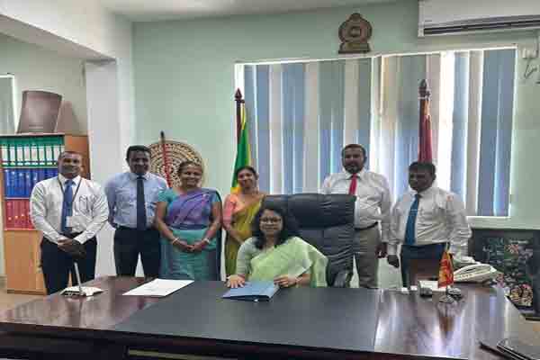 இலங்கை வரலாற்றில் முதலாவது பெண் பதிவாளர் நாயகமாக தமிழ் பெண்! | 1St Female Registrar General In Sri Lankan History