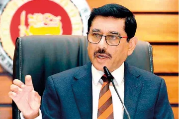 ශ්‍රී ලංකා මහ බැංකුවේ අධිපති හදිසියේම ඩුබායි ගිහින්ද?