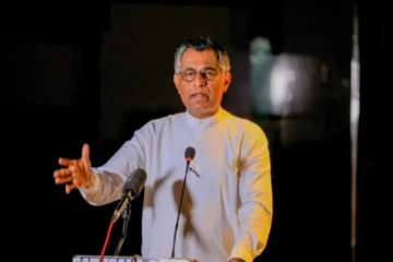 தனிவழிப் பயணத்தை அறிவித்தார் சம்பிக்க: சபையில் விசேட உரை