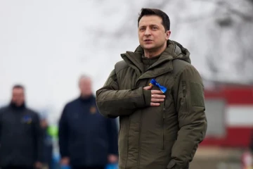 ரஷ்யாவிடம் மண்டியிடப்போவதில்லை; உக்ரைன்  ஜனாதிபதி