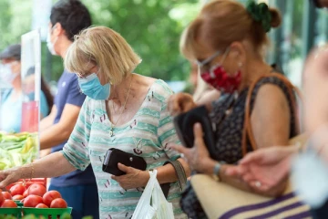 கனடாவில் கொரோனாவின் நான்காவது அலை குறித்து தலைமை மருத்துவ அலுவலர் எச்சரிக்கை