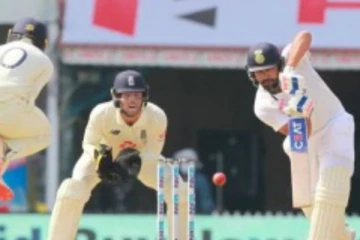 சென்னை டெஸ்ட்: ரோஹி்த் சர்மா சதமடித்தார்