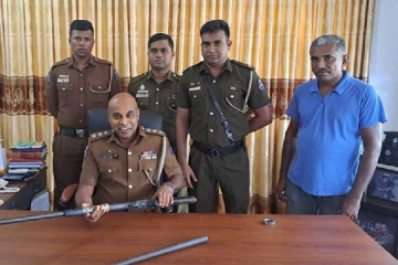 வெளிநாட்டு துப்பாக்கியை இரகசியமாக வைத்திருந்தவர் சிக்கினார்