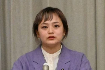 8,000 கொலை மிரட்டல்கள்... பெண் அரசியல்வாதி முன்மொழிந்த விடயம்