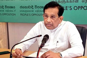 விடுதலைப் புலிகளின் தலைவருக்கு ஆயுத கலாசாரத்தை கற்றுக் கொடுத்தது யார்?