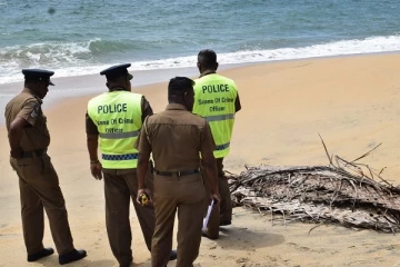 கல்லடி கடற்கரையில் ஆண் ஒருவர் சடலமாக மீட்பு