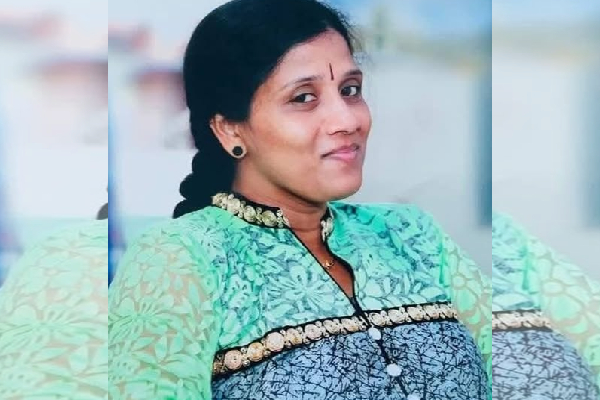 முன்னாள் பெண் போராளி வெளிநாட்டில் உயிரிழப்பு; பலரும் இரங்கல் | Srilankan Tamil Former Female Fighter Dies Abroad