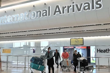 பிரித்தானிய விமான நிலையங்களில் உருவாகியுள்ள எதிர்பாராத பிரச்சினை