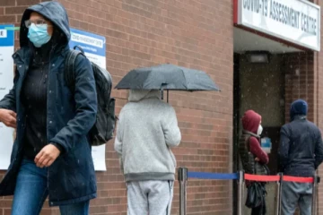 ஒன்ராறியோவில் ஒரே நாளில் 1 லட்சத்திற்கும் மேற்பட்டோருக்கு கொரோனா தடுப்பூசி