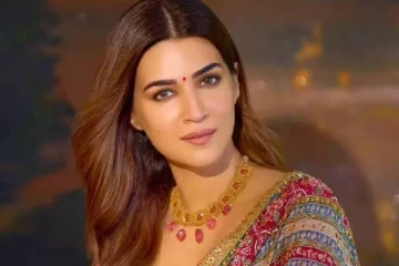 உலகின் மிக அழகான பெண்கள் - டாப் 5-ல் இடம்பெற்ற ஒரே இந்திய நடிகை!