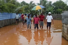 மட்டக்களப்பில் வெள்ளத்தினால் 4639 பேர் பாதிப்பு!மாவட்ட அரசாங்க அதிபர்