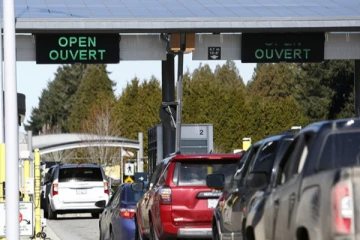 கனடாவுக்கான பயணத்தை மறுபரிசீலனை செய்யுங்கள்; அமெரிக்கர்களுக்கு எச்சரிக்கை!