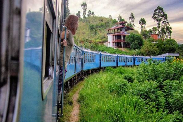 கொழும்பில் இருந்து பதுளை வரை புதிய புகையிரத சேவை ஆரம்பம்! | New Train Service Starts From Colombo To Badulla