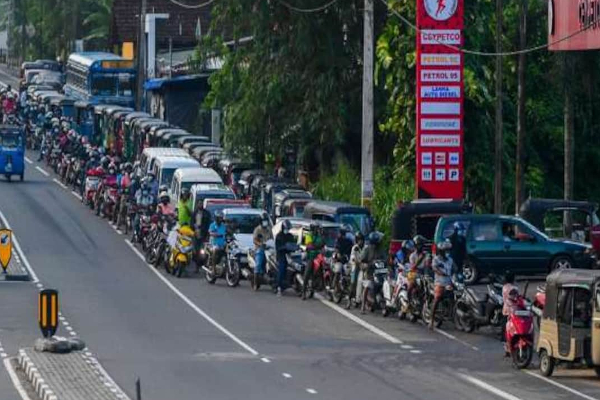 எரிபொருள் குறித்த அமைச்சரின்  புதிய அறிவிப்பு | Fuel Crisis In Sri Lanka