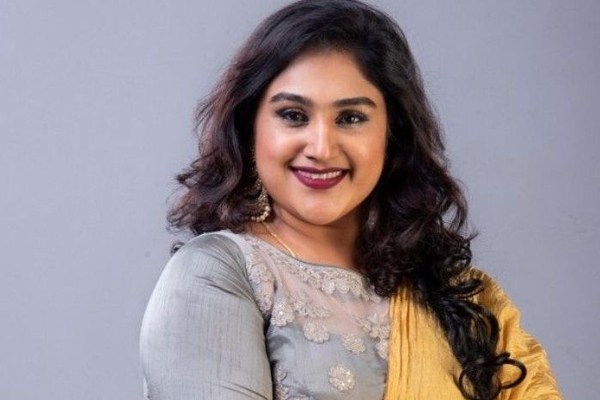 விவாகரத்து விவகாரம்; சமந்தாவுக்கு அட்வைஸ்  செய்த வனிதா! | Divorce Affair Vanitha Who Advised Samantha