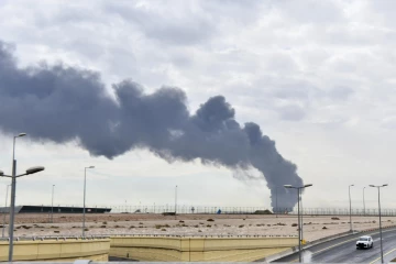 சவூதியில் ஈரானிய விமானப்படையின் அதிரடி தாக்குதல்.. அமெரிக்க வீரர்கள் படுகாயம்