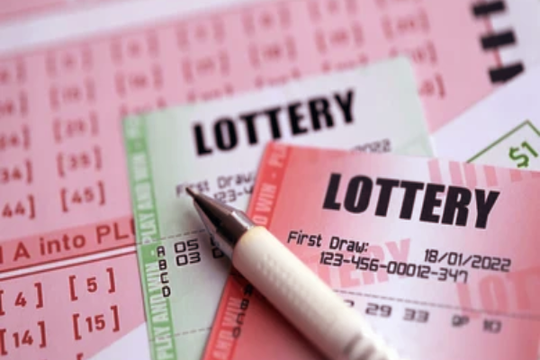 லாட்டரி குலுக்கலில் அடிச்ச ஜாக்பாட் - சென்னை நபருக்கு கிடைத்த பணத்தொகை | Chennai Saravanan Got 60 Crore Rupees Jackpot