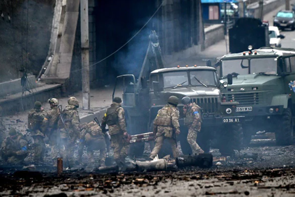 கனடா நாட்டின் வழியாக ரஷ்யா நாட்டு விமானங்கள் பறக்க தடை | Russia Ukraine Crisis Canada Ban Fly Russia Flight