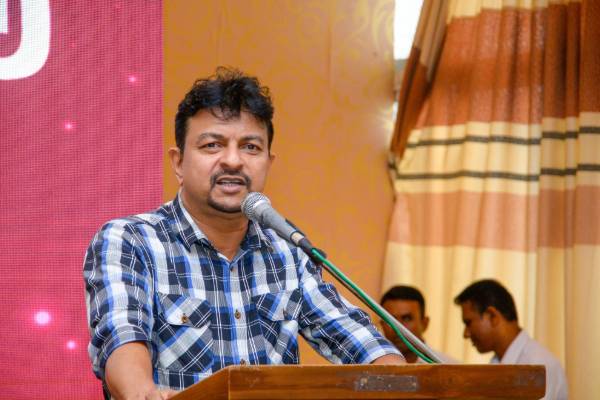 சுமந்திரனை பார்க்க பாவமாக உள்ளது: சபையில் கேலிக்குள்ளாக்கிய அமைச்சர் | Minister Criticizes Sumanthiran
