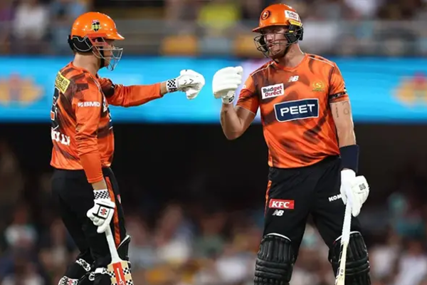 258 ஓட்டங்களை சேசிங் செய்த ப்ரிஸ்பேன் ஹீட் - BBL தொடரில் புதிய சாதனை | Brisbane Heat Highest Run Chase In Bbl History