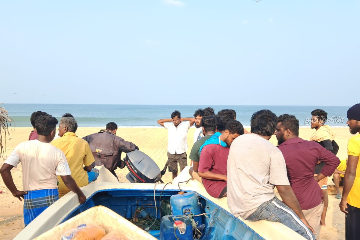 காணாமல்போன கடற்றொழிலாளர்களை தேடும் நடவடிக்கை தீவிரம் | Search Operation Missing Fishermen Continue காணாமல்போன கடற்றொழிலாளர்களை தேடும் நடவடிக்கை தீவிரம் | Search Operation Missing Fishermen Continue