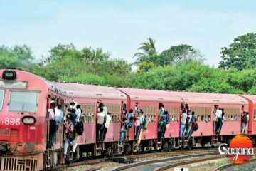 ප්‍රධාන මාර්ගයේ දුම්රිය ගමනාගමනයට බාධා