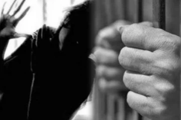 பாகிஸ்தானில் மீண்டும் அரங்கேறிய கொடூரம்! வீதியில் இழுத்து செல்லப்பட்ட பெண்கள்