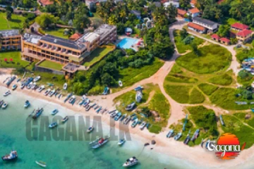 ආරුගම්බේ ඊශ්රායල ජාතිකයන් අල්ලගෙන සංචාරකයන්ට කරදර