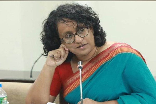 கல்விப் பாட விதான வலைத்தள சர்ச்சை : பிரதமரை பதவி விலக வலியுறுத்து | Wimal Calls On Pm Harini To Resign கல்விப் பாட விதான வலைத்தள சர்ச்சை : பிரதமரை பதவி விலக வலியுறுத்து | Wimal Calls On Pm Harini To Resign