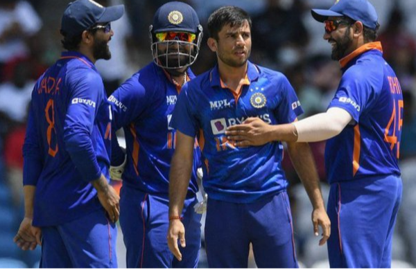 டி-20 வெஸ்ட் இண்டீஸை வீழ்த்தி 68ரன்கள் வித்தியாசத்தில் அசத்திய இந்தியா! - தமிழ்நாடு