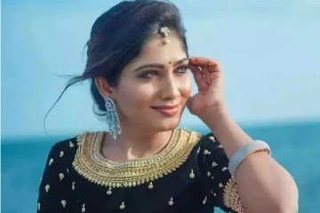 ஜூலிக்கு 'I LOVE YOU' சொன்ன பிக்பாஸ் பிரபலம் - வைரலாகும் புகைப்படம்