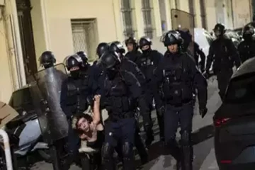 பொலிசார் ஒருவர் சிறையிலடைக்கப்பட்டதைத் தொடர்ந்து பிரான்சில் புதிதாக உருவாகியுள்ள சர்ச்சை