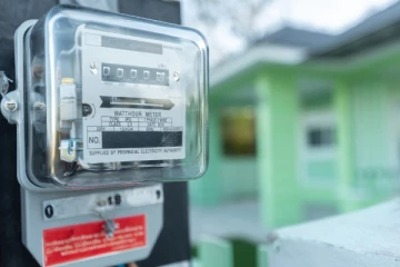 மின்  கட்டணத்தை செலுத்தத் தவறியுள்ள பல நிறுவனங்கள்