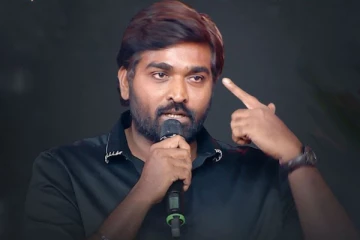 ஹெல்மெட் இல்லாமல் பைக்கில் சுற்றி திரிந்த விஜய் சேதுபதி..! இணையத்தில் வேகமாக பரவும் வீடியோ..