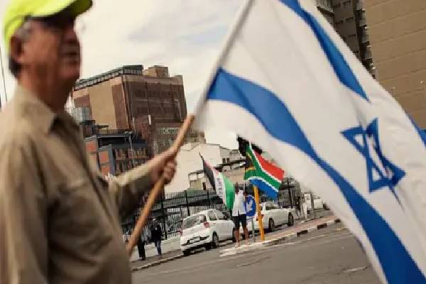 இஸ்ரேலியத் தூதரை வெளியேற்றிய தென்னாப்பிரிக்கா ; பதிலடி கொடுத்த நெதன்யாகு | South Africa Expels Israeli Ambassador Netanyahu இஸ்ரேலியத் தூதரை வெளியேற்றிய தென்னாப்பிரிக்கா ; பதிலடி கொடுத்த நெதன்யாகு | South Africa Expels Israeli Ambassador Netanyahu