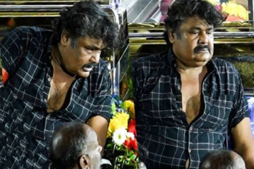 கலங்கிய கண்களுடன்... நல்லடக்கம் வரை விஜயகாந்தை விட்டு பிரியாத மன்சூர் அலிகான்!