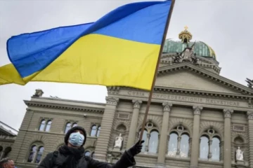 முடக்கப்பட்ட ரஷ்ய சொத்துக்களை என்ன செய்வது?: சுவிஸ் நாடாளுமன்ற உறுப்பினர்கள் தெரிவித்துள்ள யோசனை